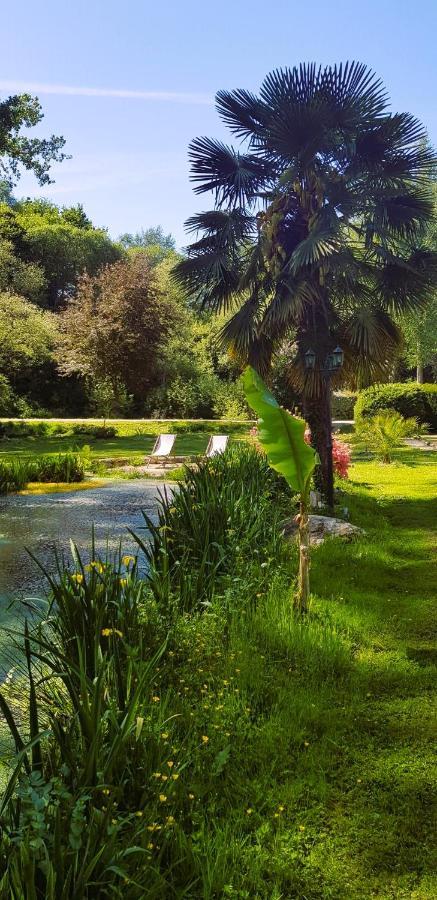 Le Vieux Moulin Gites - A Charming Stone Cottage With Garden View And Seasonal Pool Guégon Exterior foto